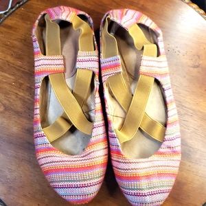 Campbell multicolor weaved slides slip-ons size 10